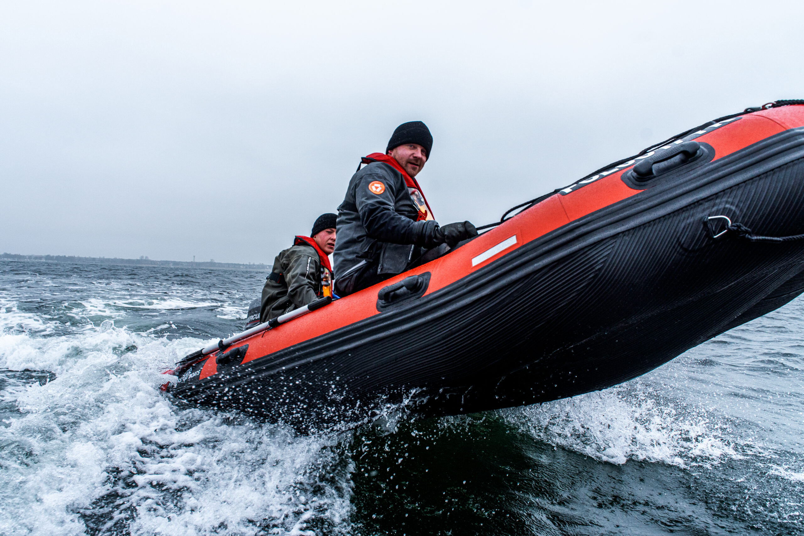 Ponton Kompas Boats KBSHD460 + podłoga ALU+EVA + pawęż ALU - obrazek 3