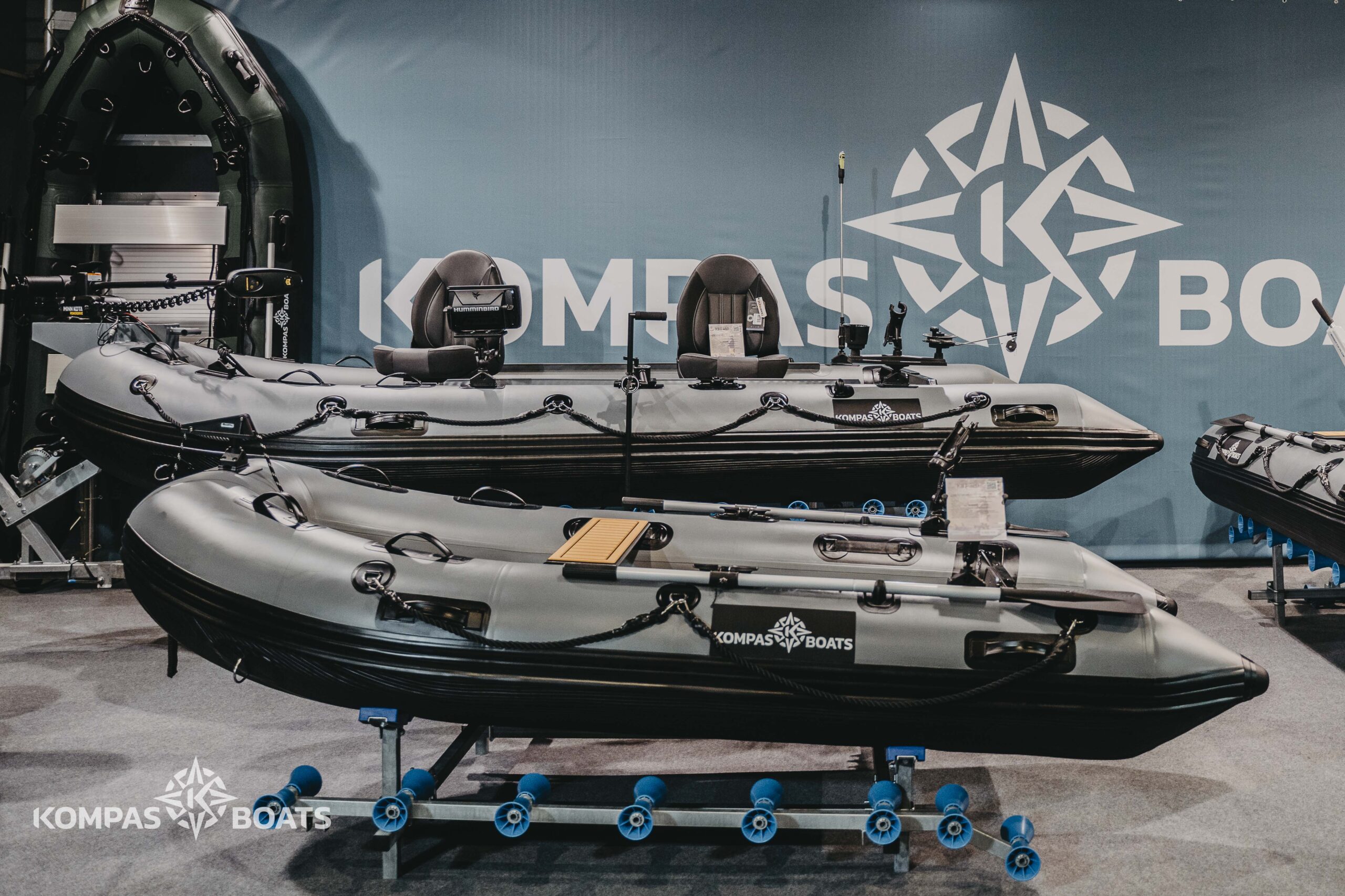 Ponton wędkarski KBF460 + AirMata + platforma pod silnik dziobowy - obrazek 16