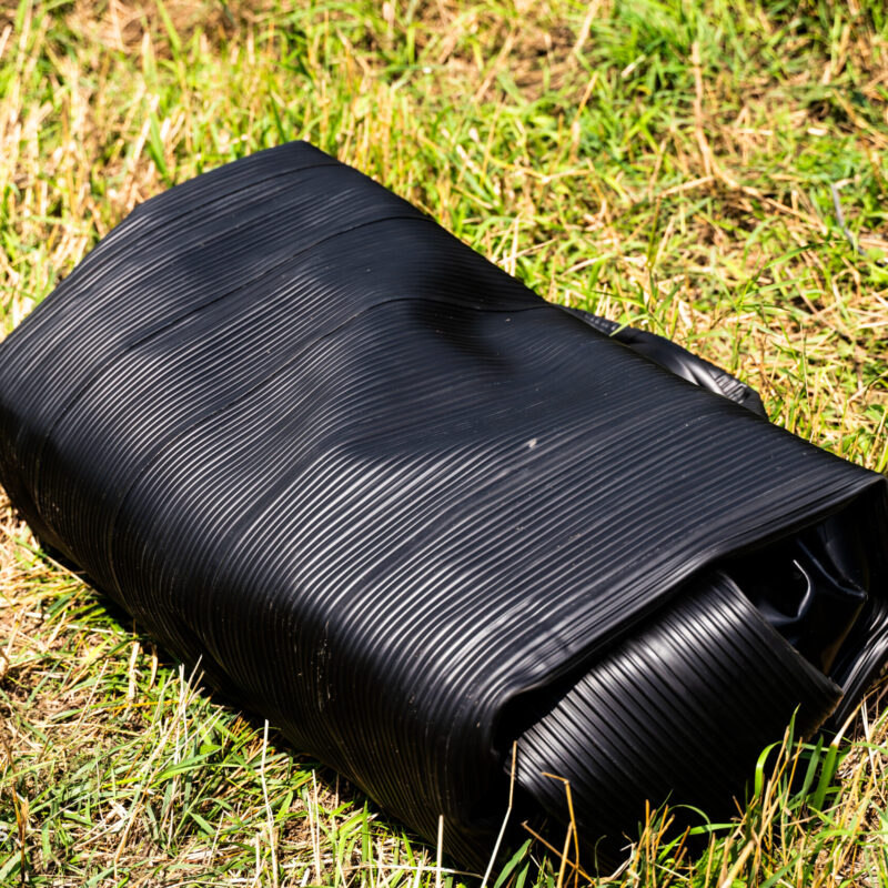 złożony ponton z podłogą pompowaną - wzmocnione dno pontonu