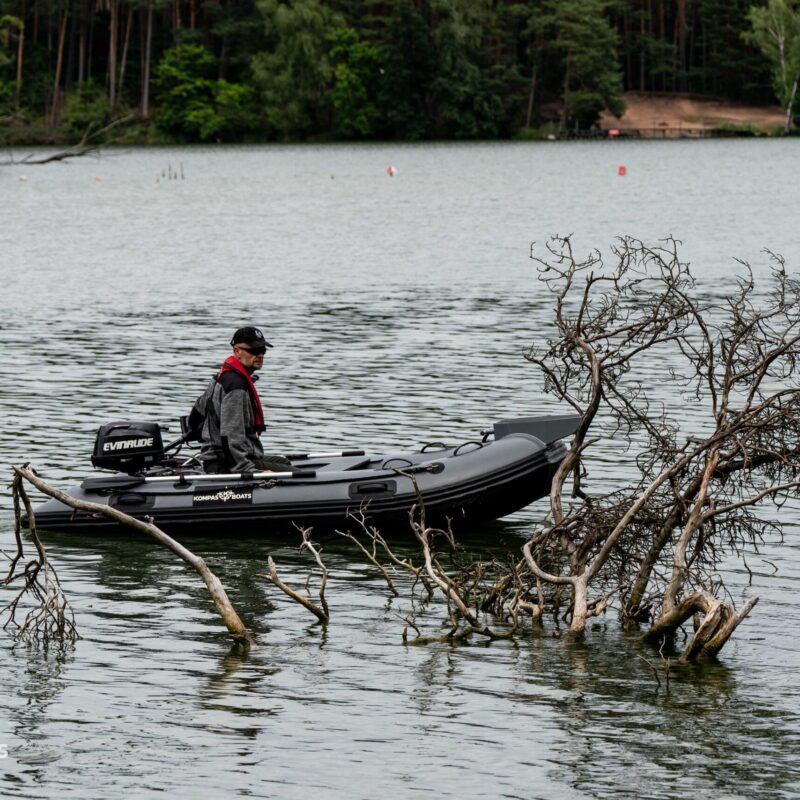 testy nowego pontonu wędkarskiego - kompas boats