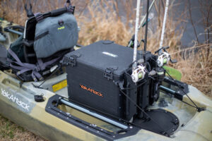 YakAttack BlackPak Pro 13x16 – profesjonalna skrzynia wędkarska do kajaka