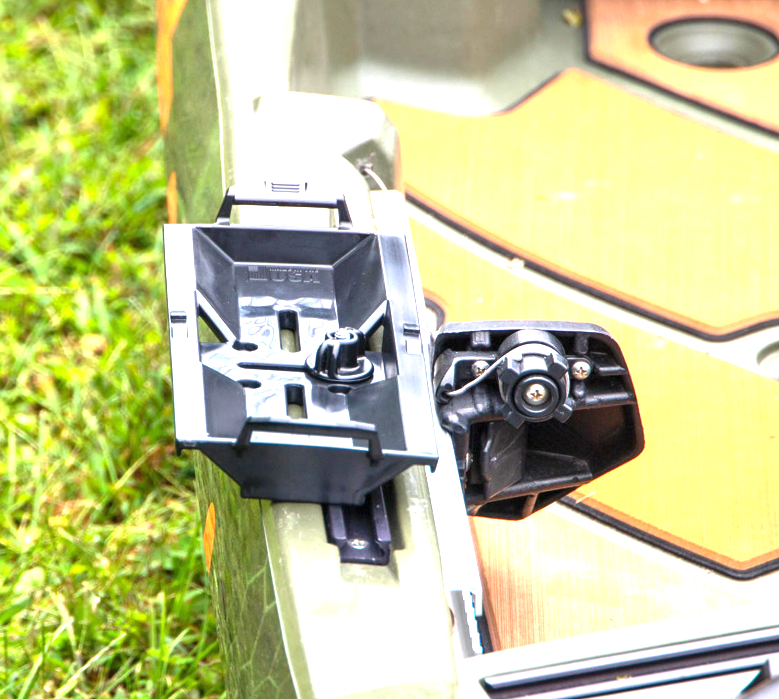 YakAttack podstawa do montażu TrackPak Stackable Storage Boxes - obrazek 4