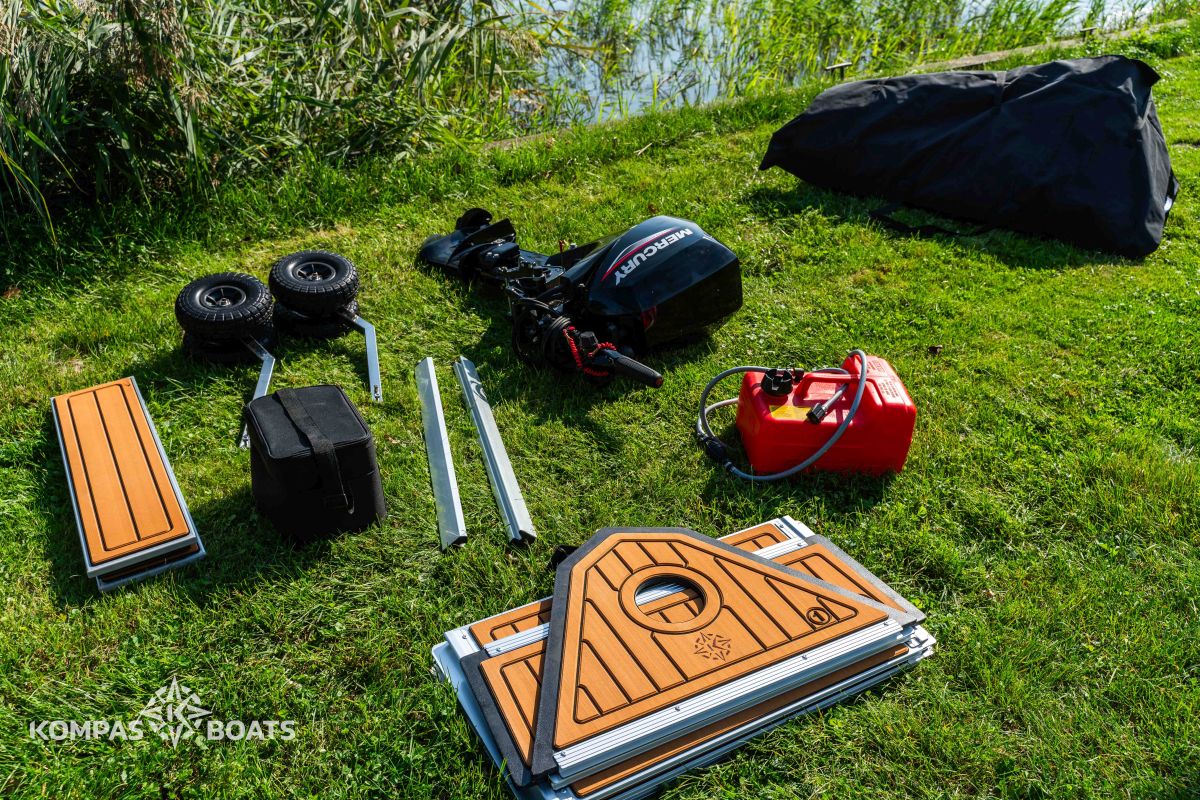 przygotowanie-lodzi-do-uzytkowania-kompas-boats-1
