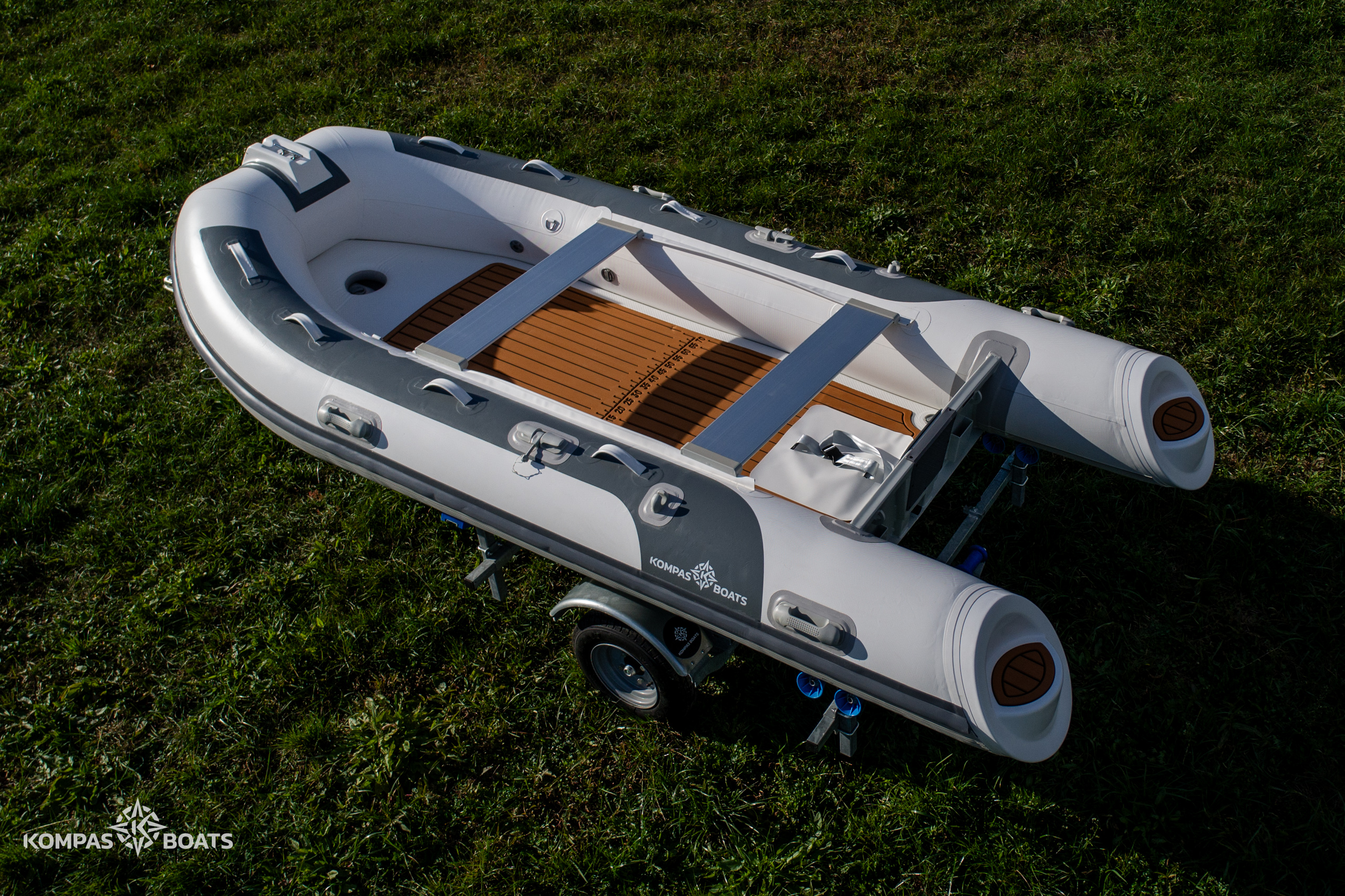 Ponton Kompas Boats C 380