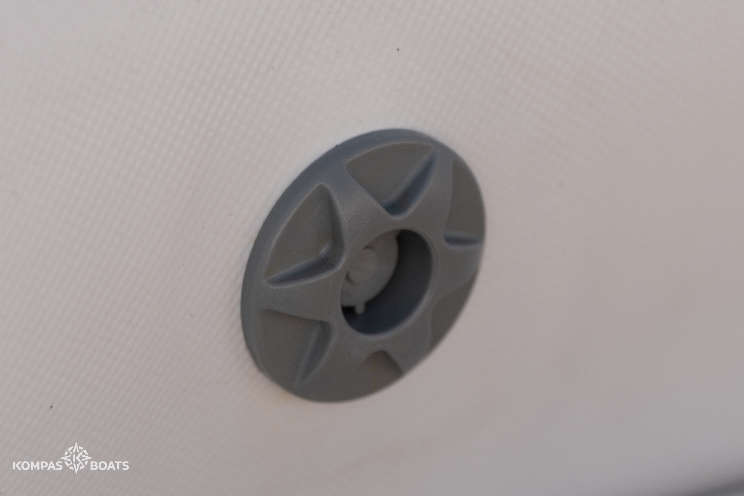 Ponton KBC 380 + Podłoga Aluminiowa EVA - obrazek 9