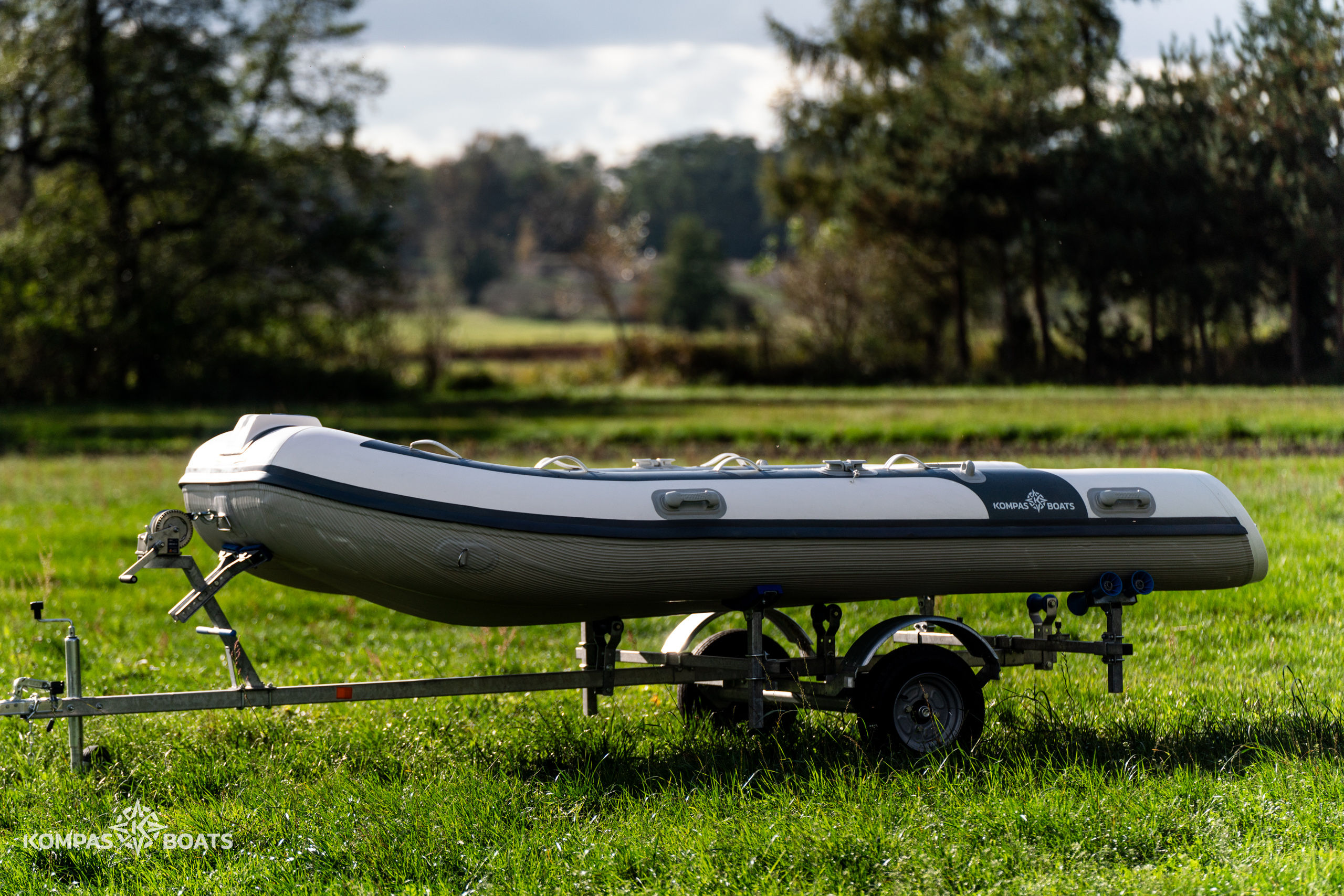 Ponton KBC 380 + Podłoga Aluminiowa EVA - obrazek 2