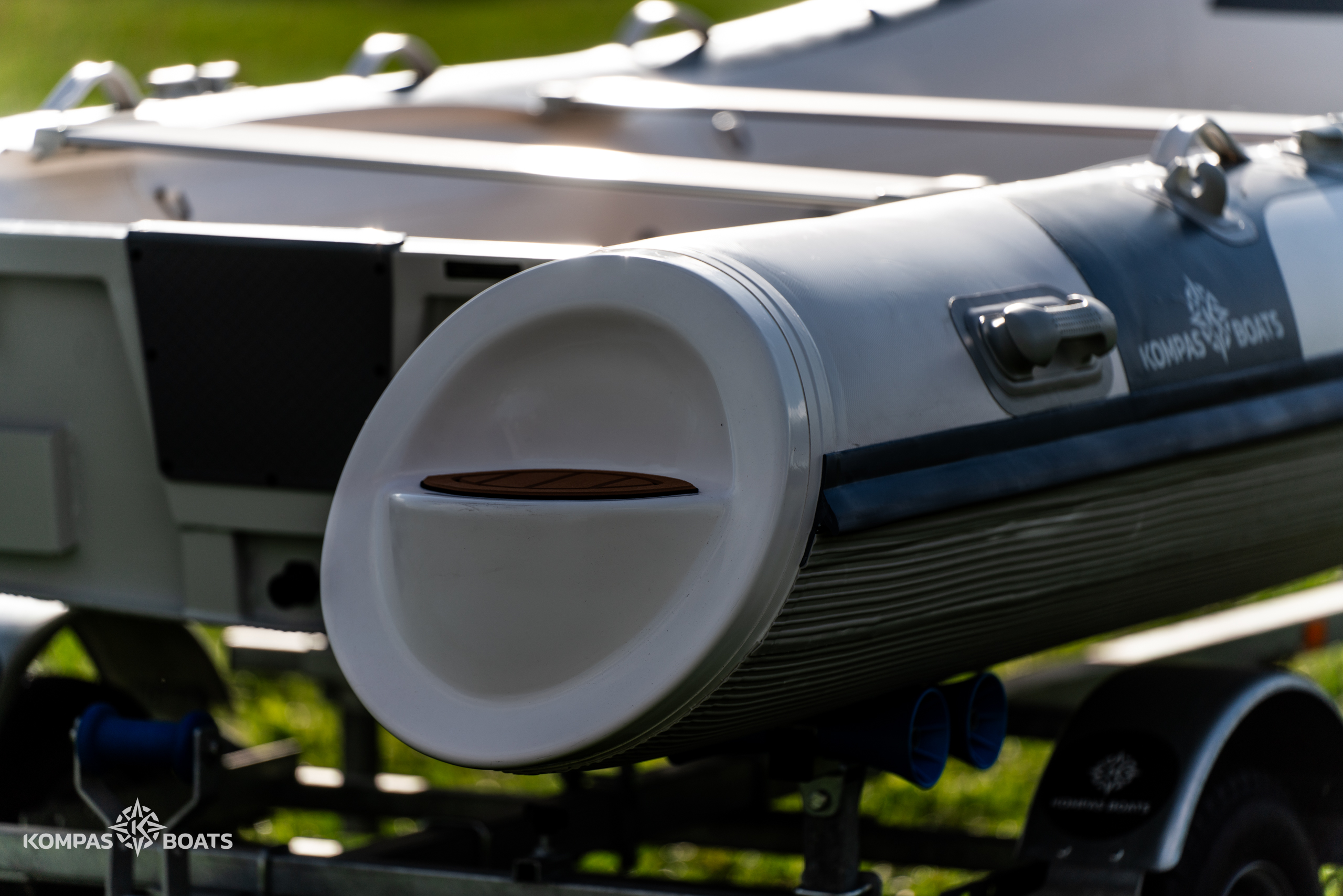 Ponton KBC 380 + Podłoga Aluminiowa EVA - obrazek 15