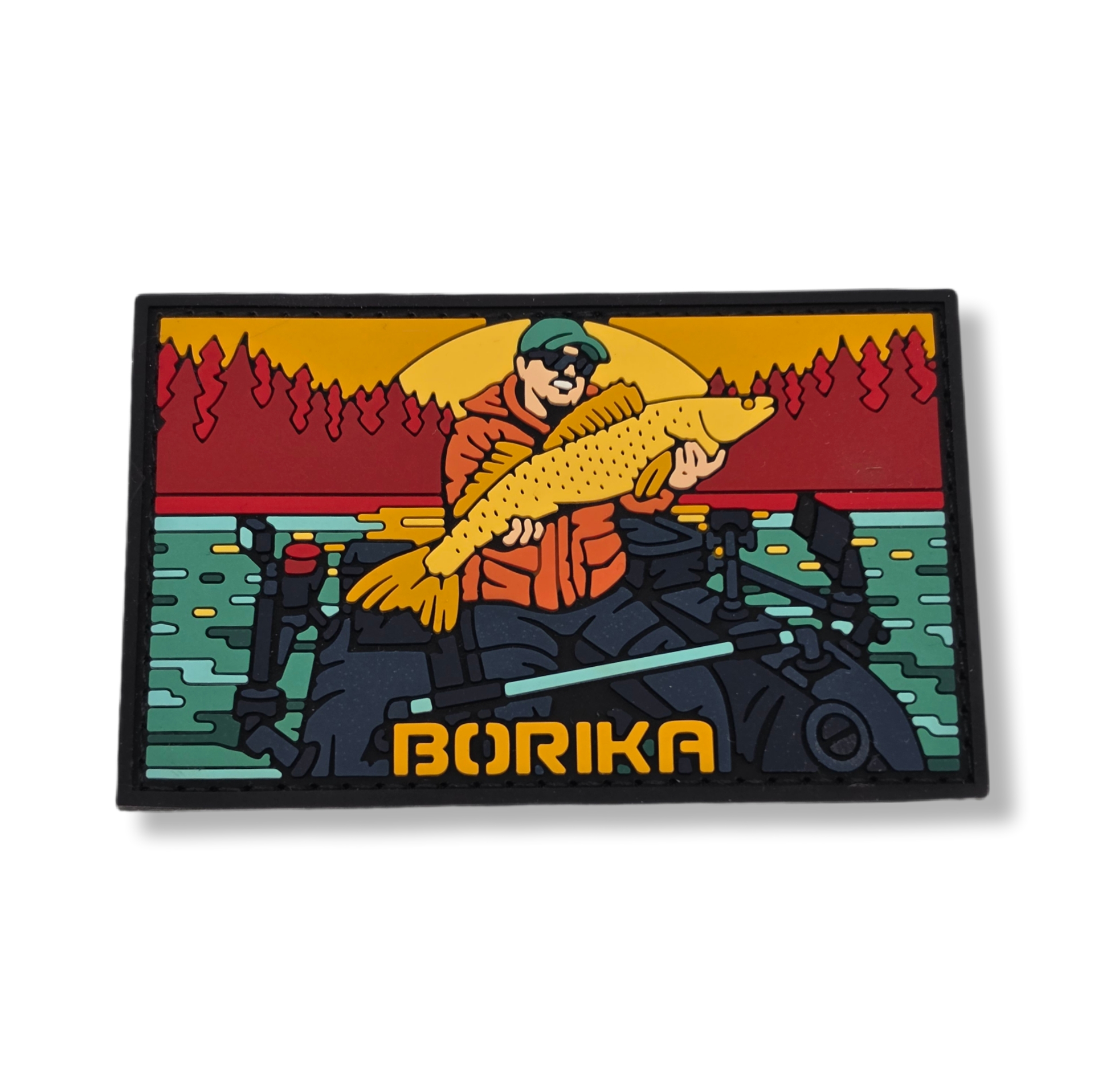 Gumowa naszywka PVC 3D Morale Patch lowca sandaczy Sander na lodzi Bally Boats z akcesoriami Borika Fasten 5x8 cm na rzep (kod MP-SANDER-58)